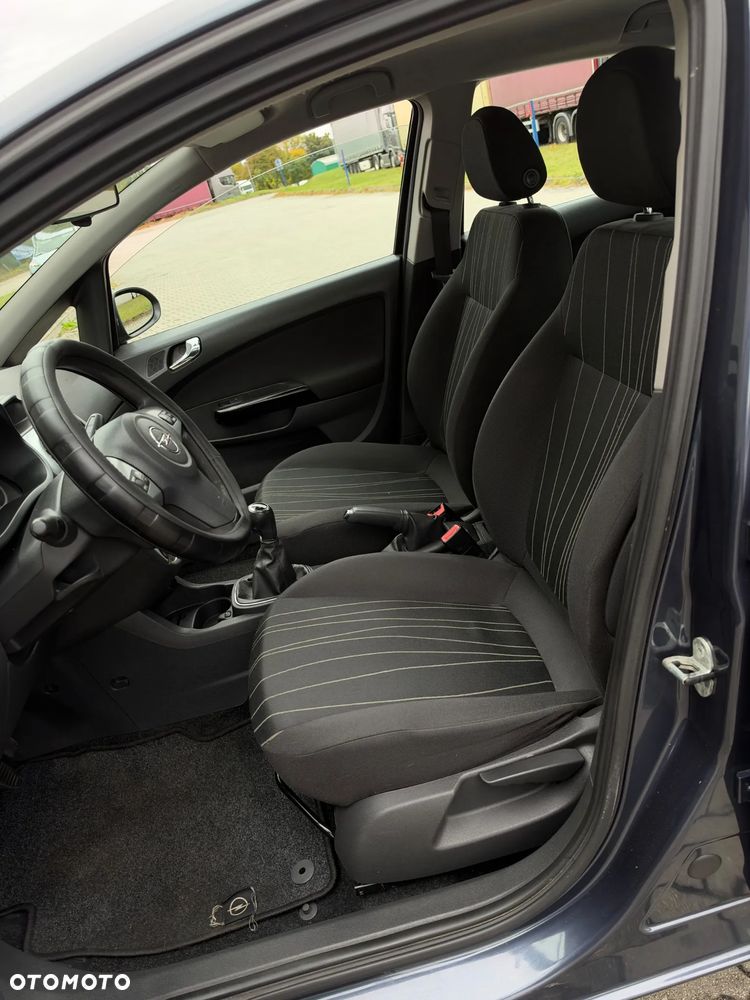 Opel Corsa - 10