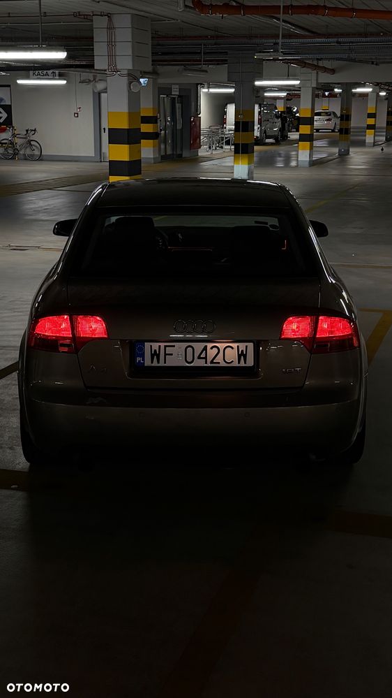 Audi A4 Limousine 1.8T - 2