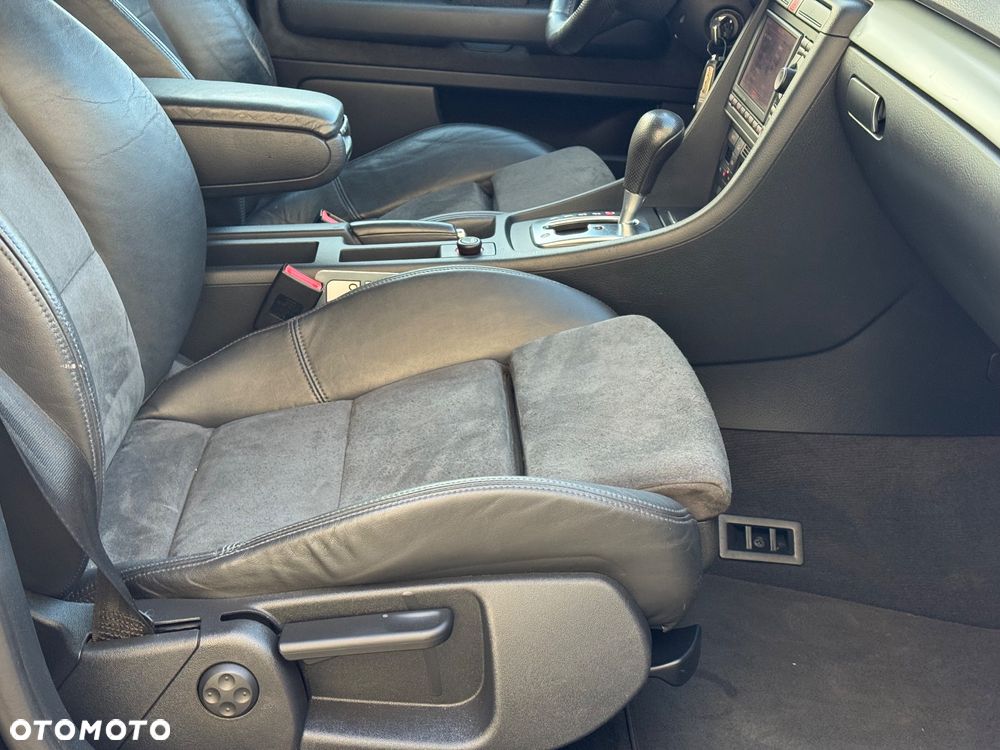 Audi A4 Avant - 11