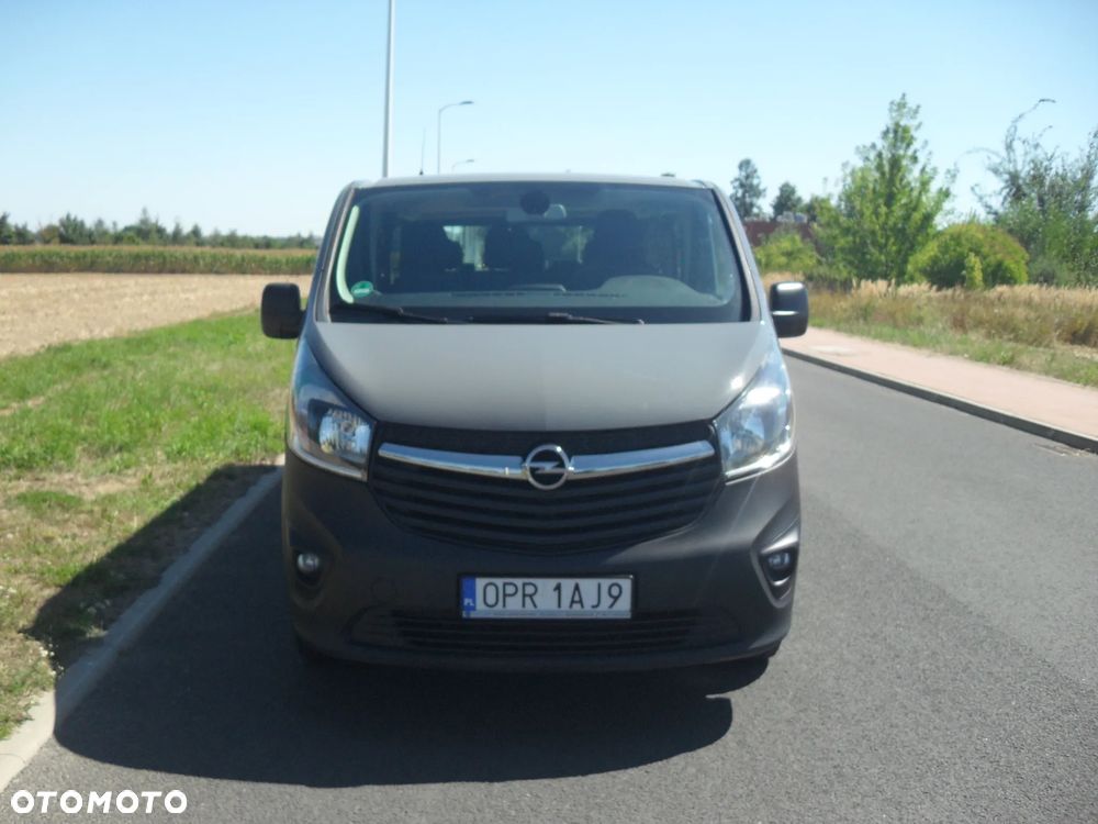 Opel Vivaro - 2