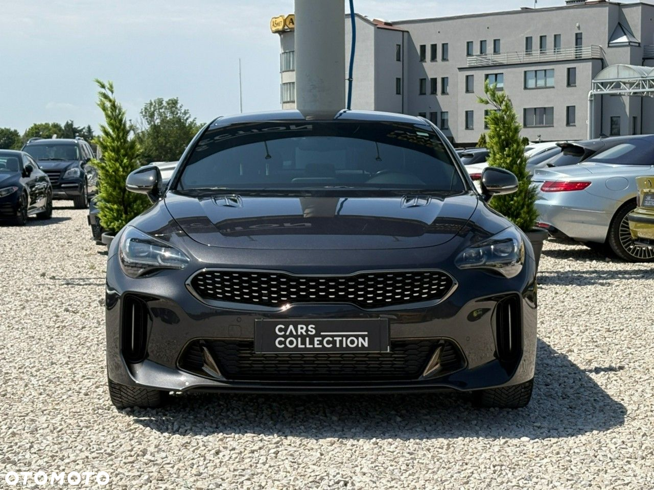 Kia Stinger - 9