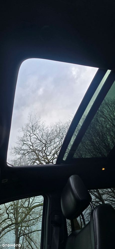 Jeep Grand Cherokee - 29