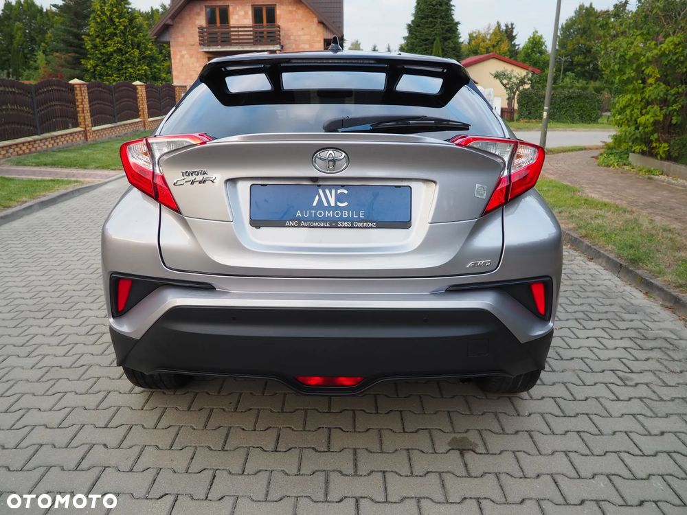 Toyota C-HR 1.2 T Premium CVT 4x4 - 11
