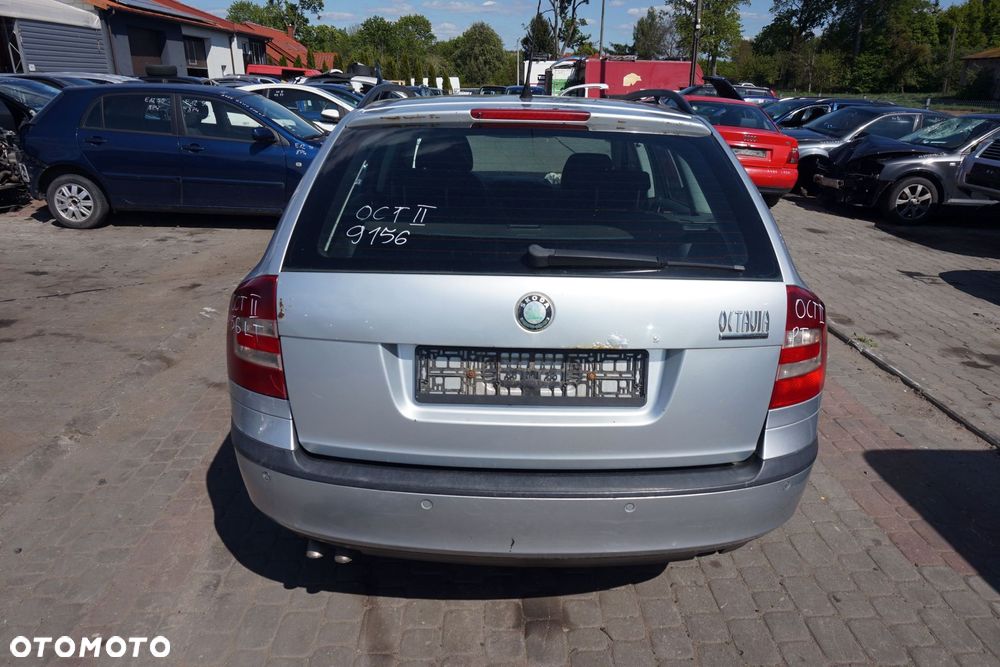 SKODA OCTAVIA II 1Z3 LIFT KOMBI 2008 9156 1.9 TDI BXE 105KM JCR SREBRNY na części - 4
