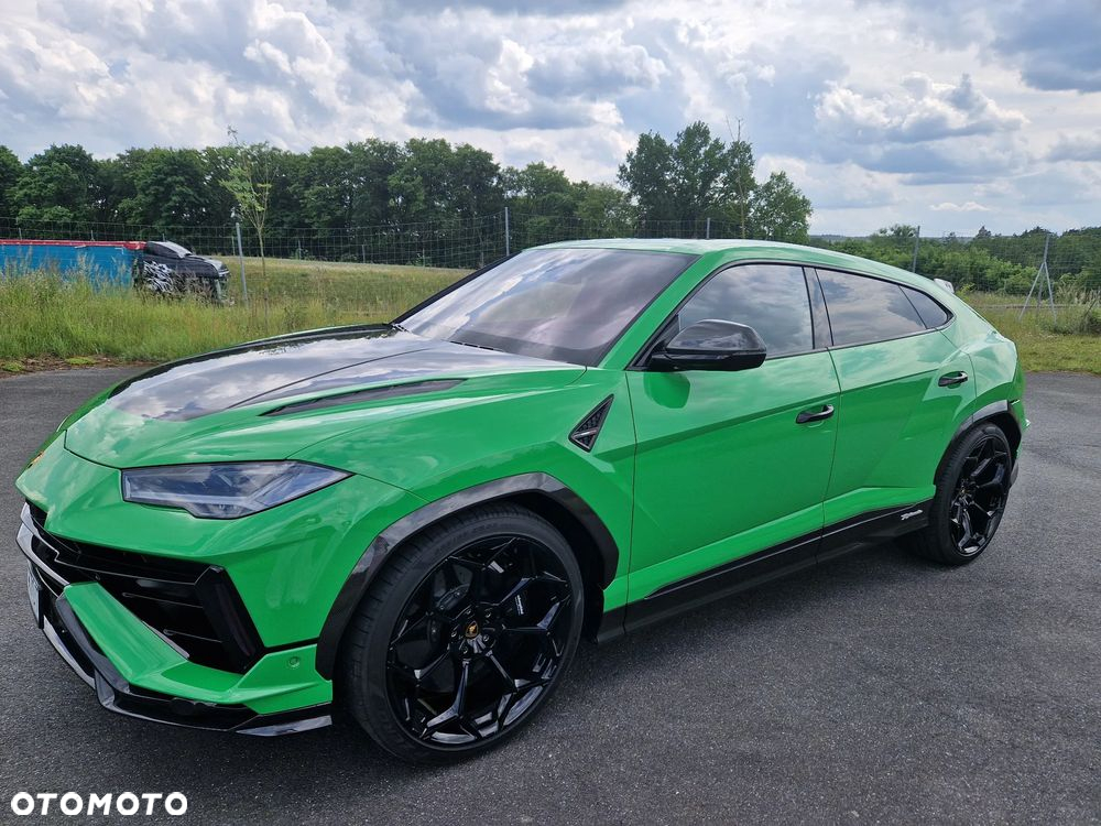 Lamborghini Urus - 14