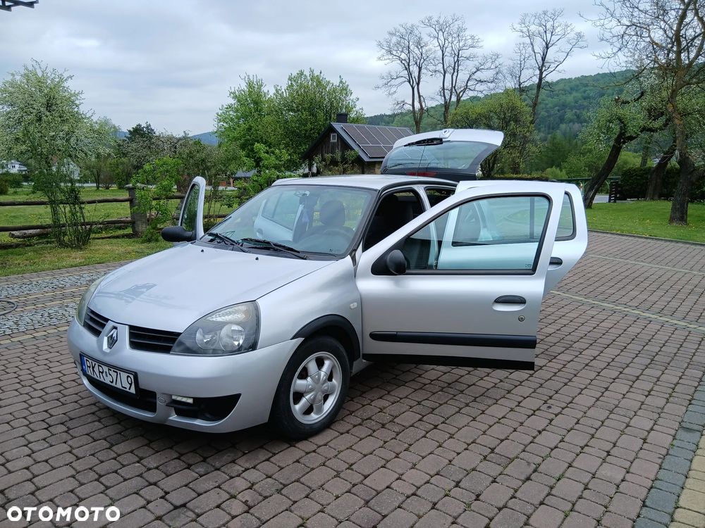 Renault Clio - 2