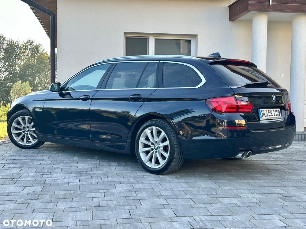 BMW Seria 5 530d xDrive Touring Sport-Aut Modern Line - 13