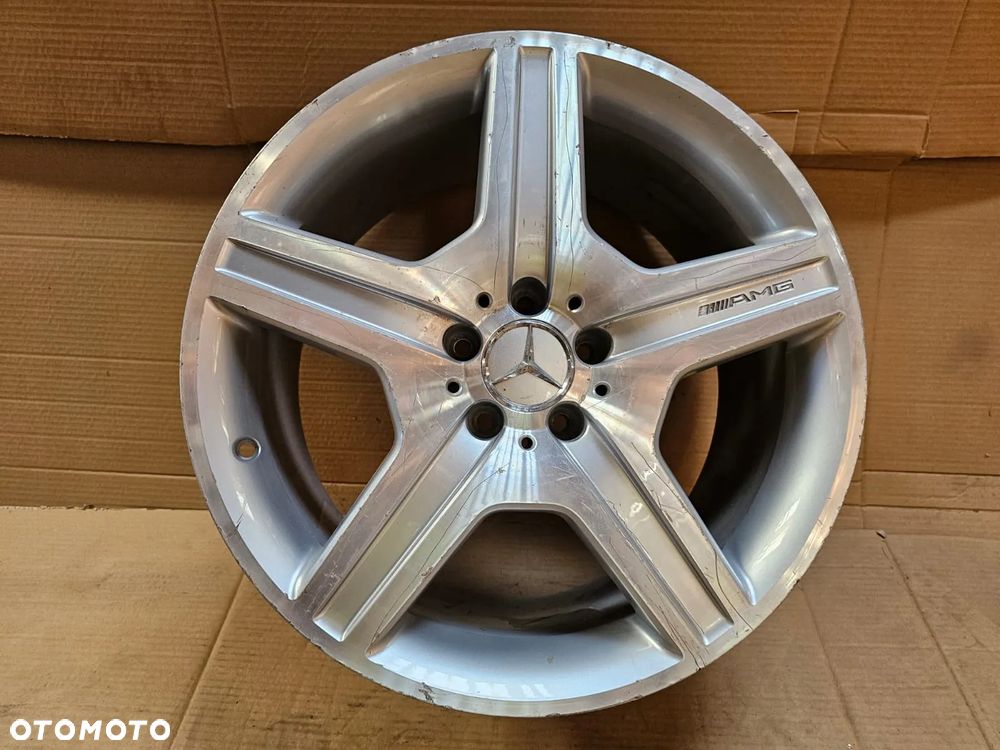 (F68) Mercedes-Benz OE / A2214012702 AMG / 9,5Jx19 ET43 5x112 - 1