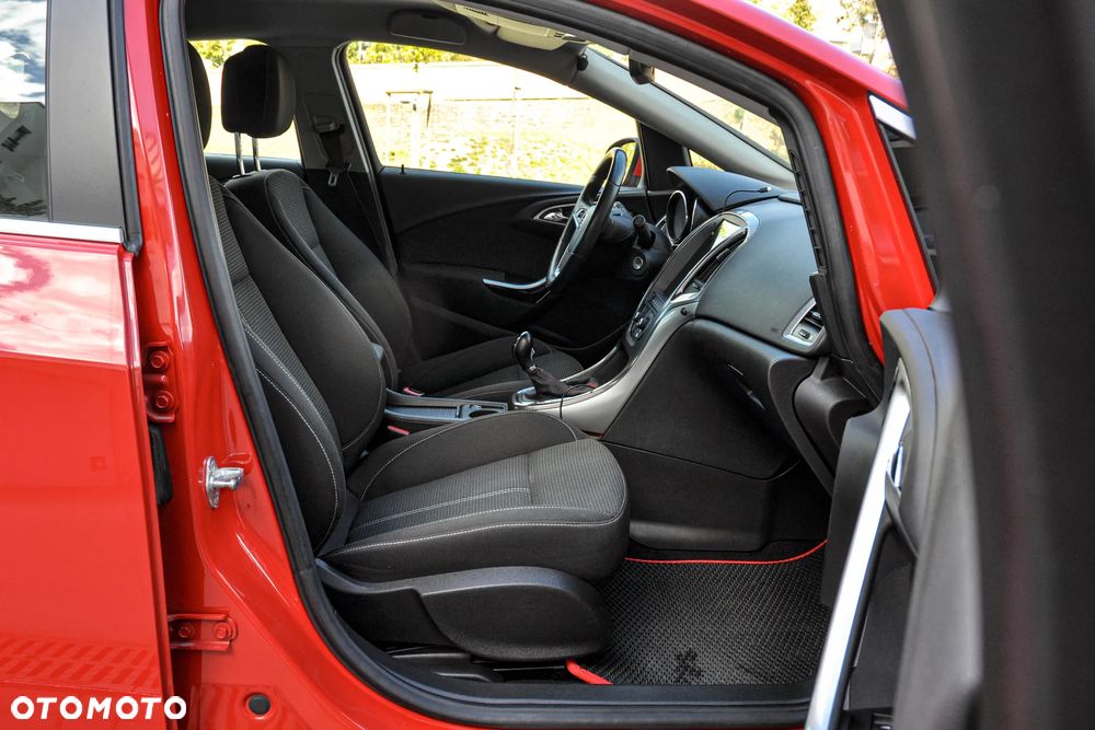 Opel Astra - 11