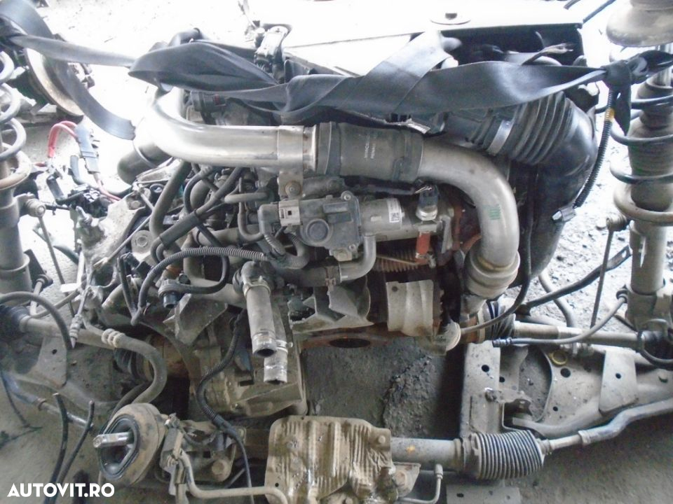 Motor Dacia Duster 1.5 DCI 110 Cp E5 din 2011 fara anexe - 2