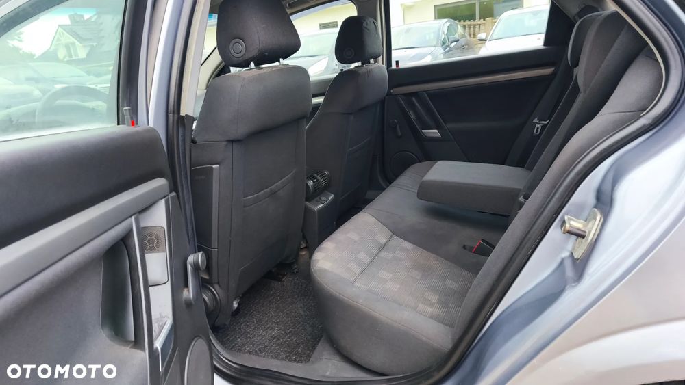 Opel Vectra 1.9 CDTI - 27