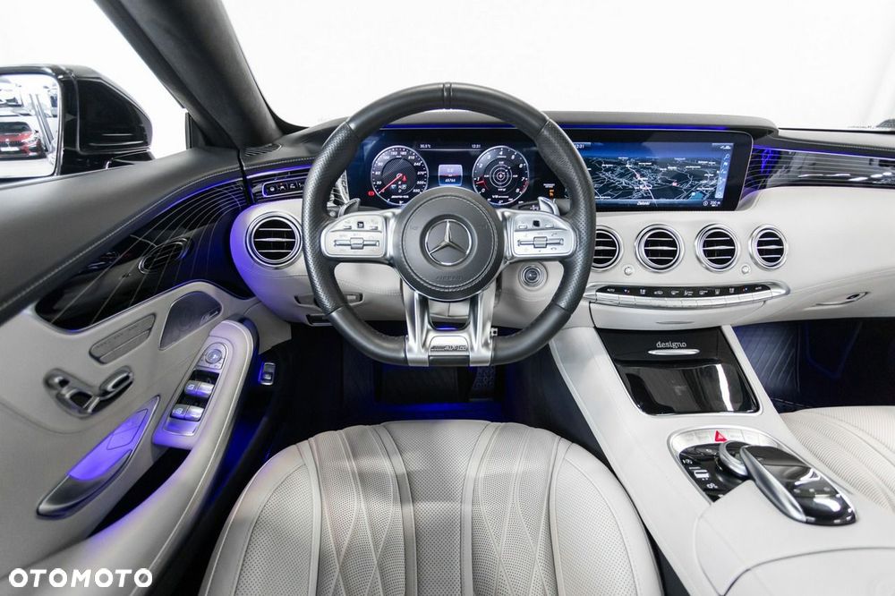 Mercedes-Benz Klasa S AMG 63 4-Matic+ 9G-TRONIC - 30