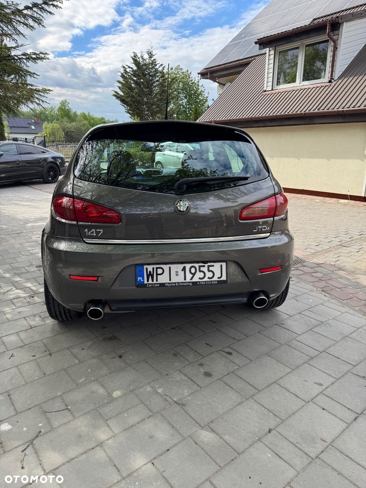Alfa Romeo 147 1.9 JTD 16V M-Jet Progression - 3