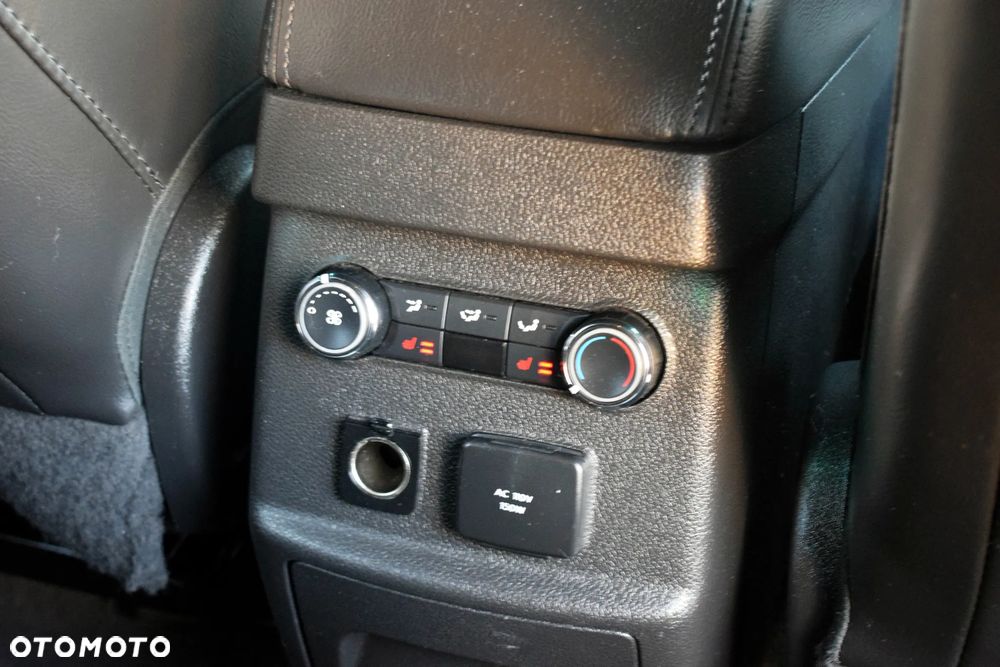 Ford Explorer - 36