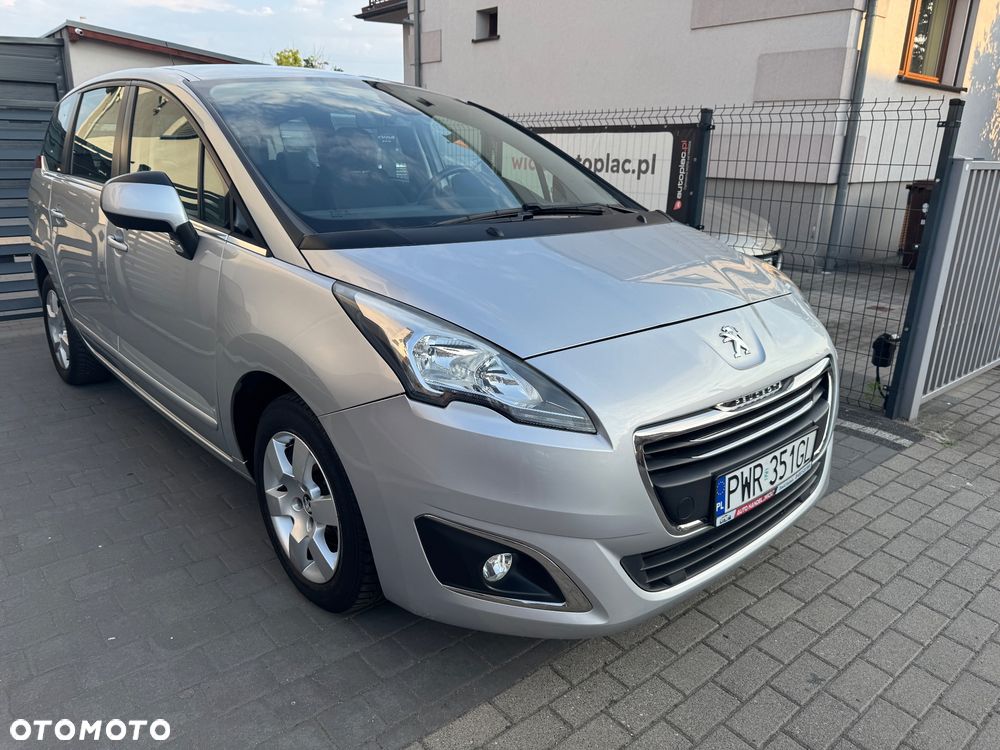 Peugeot 5008 120 VTi Active - 22