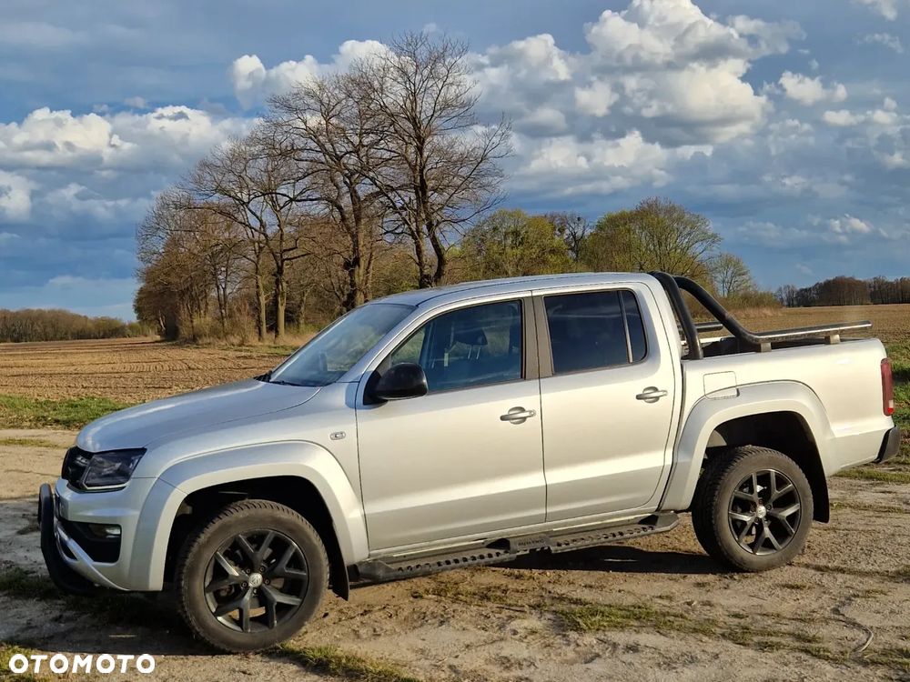 Volkswagen Amarok - 12