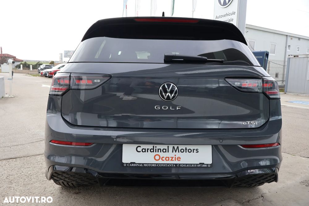 Volkswagen Golf 1.5 eTSI DSG MHEV R-Line - 4