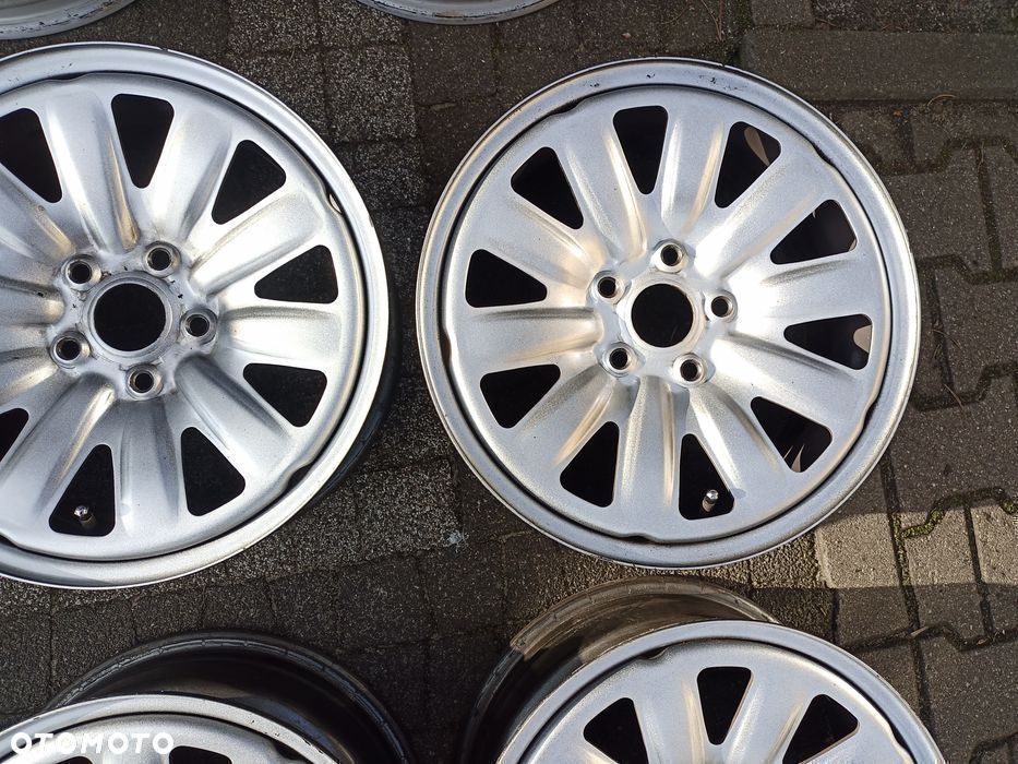 Felg stal HYBRYDA 16" VW Golf VI Touran Caddy Eos Skoda OCTAVI Audi A3 - 5
