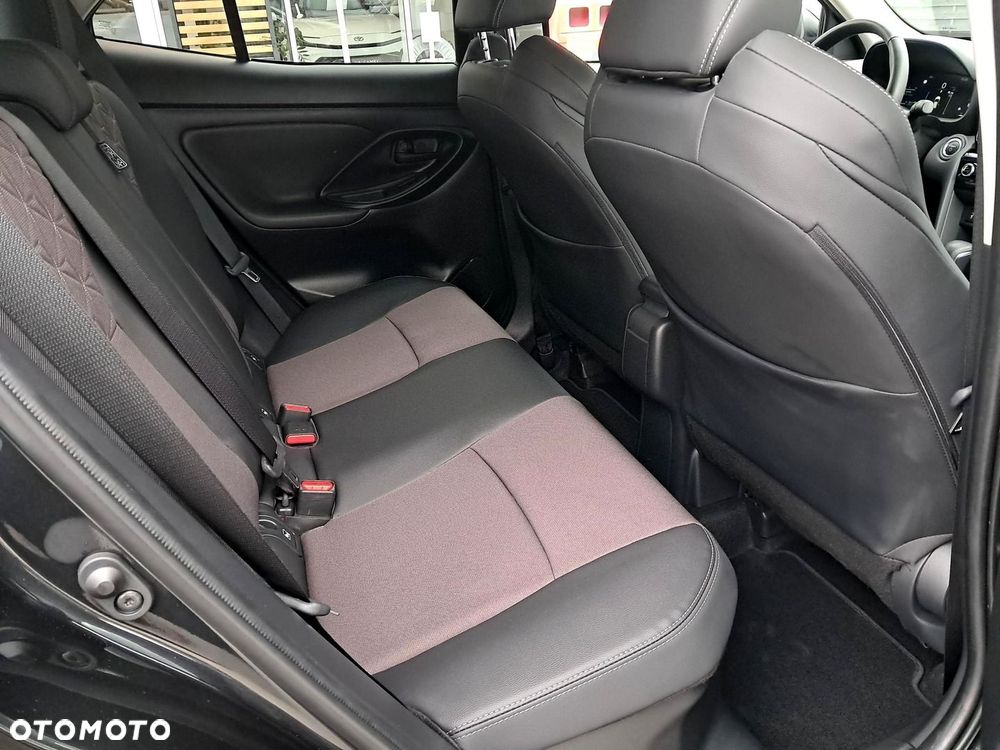 Toyota Yaris Cross Hybrid 1.5 Executive - 9