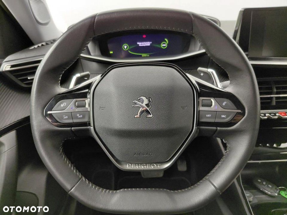 Peugeot 2008 - 6