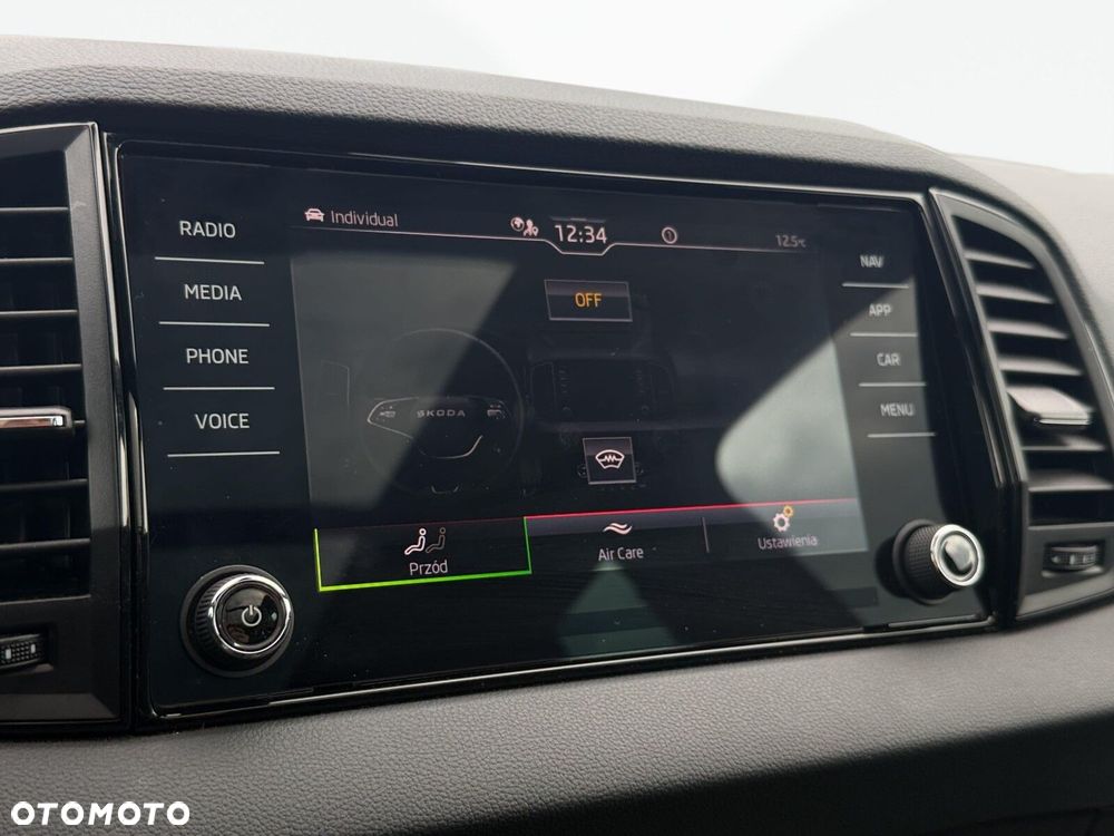 Skoda Karoq 1.5 TSI ACT Sportline DSG - 33