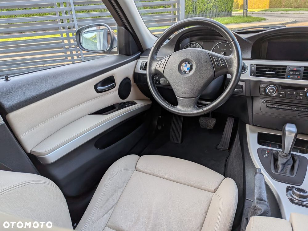 BMW Seria 3 320d DPF - 8