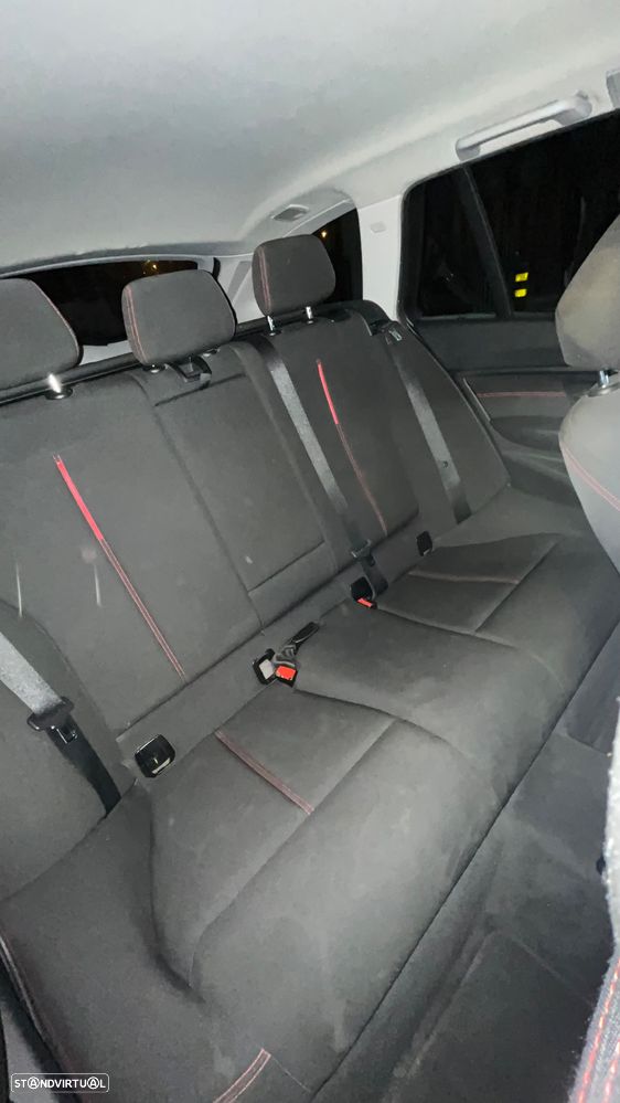 BMW 318 d Pack M - 9