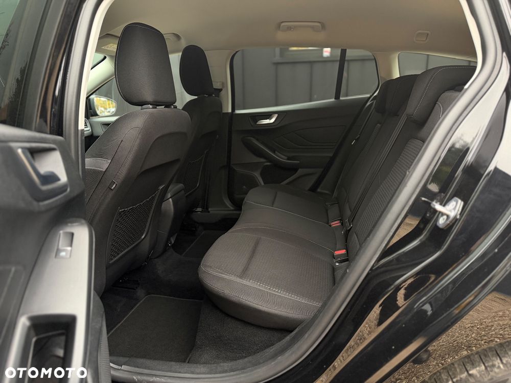Ford Focus 1.0 EcoBoost Start-Stopp-System COOL&CONNECT DESIGN - 27