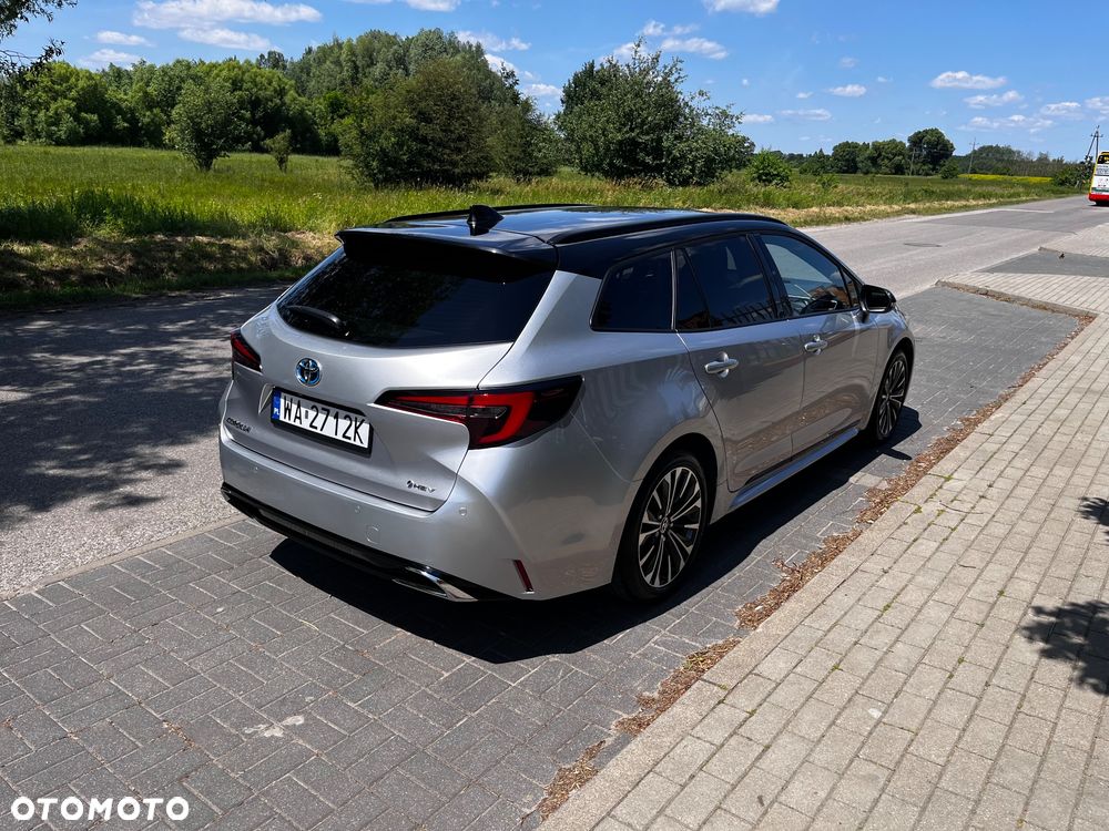 Toyota Corolla 1.8 Hybrid Executive - 9