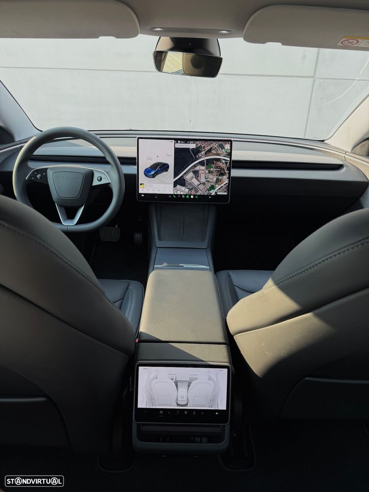 Tesla Model 3 Standard Range Plus RWD - 11