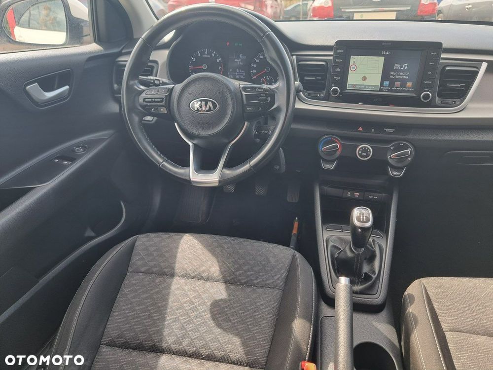 Kia Rio - 14