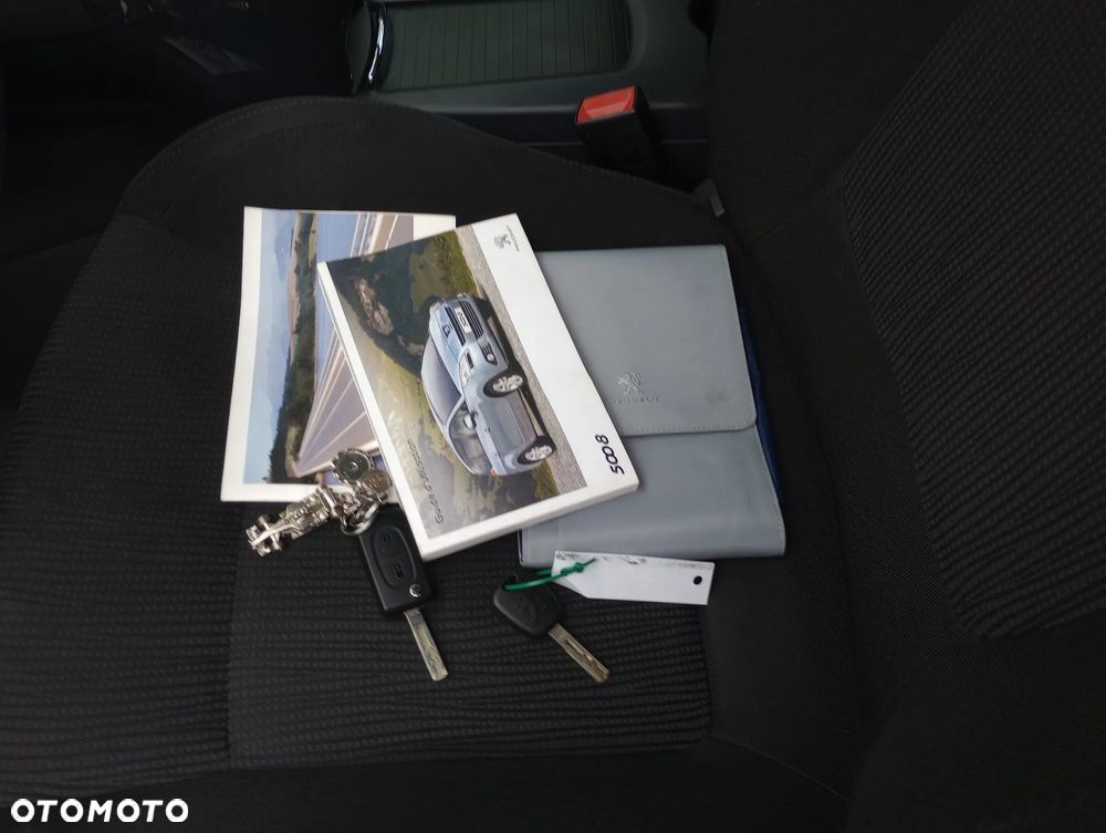 Peugeot 5008 1.6 HDi Premium - 11