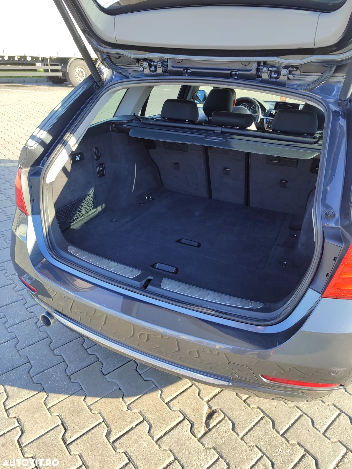 BMW Seria 3 316d Touring Aut. Luxury Line - 21