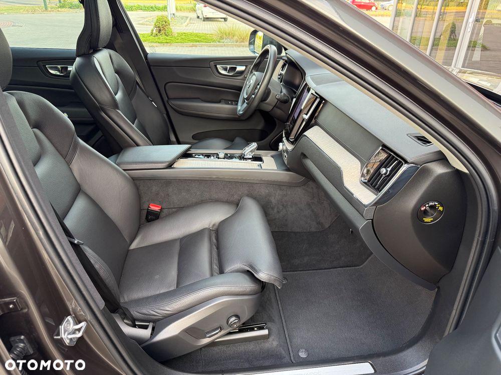 Volvo XC 60 T6 AWD Plug-In Hybrid Inscription - 37