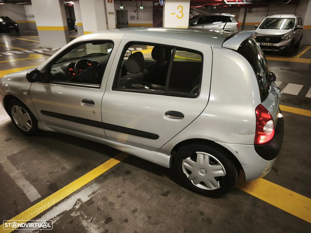 Renault Clio 1.2 Confort Authentique - 18