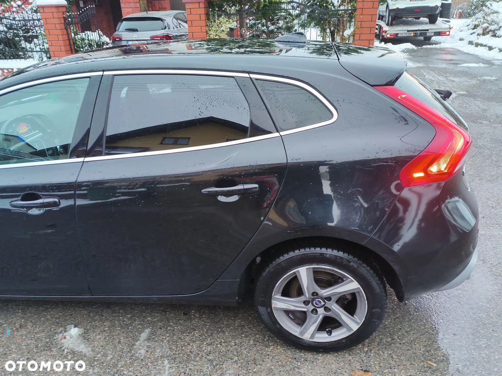 Volvo V40 D4 Drive-E R-Design Summum - 27