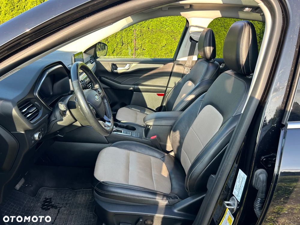 Ford Kuga 2.5 FHEV AWD Titanium - 10