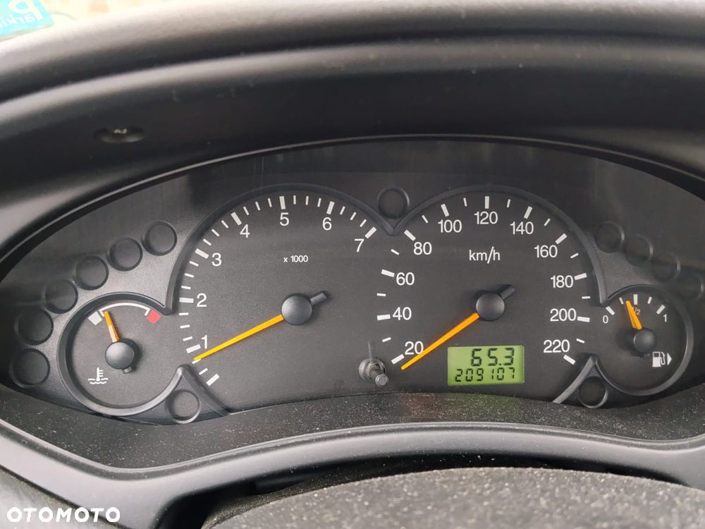 Ford Focus 1.6 Comfort - 13