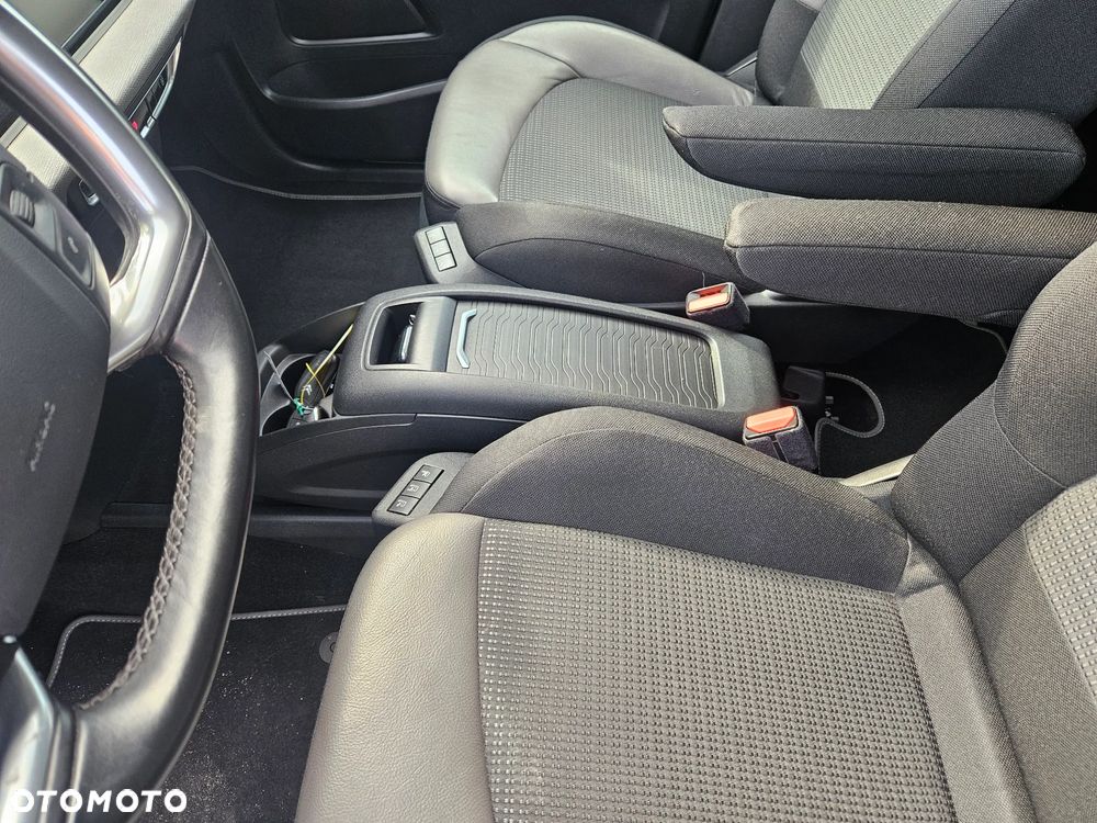 Citroën C4 SpaceTourer 1.5 BlueHDi More Life S&S EAT8 - 10