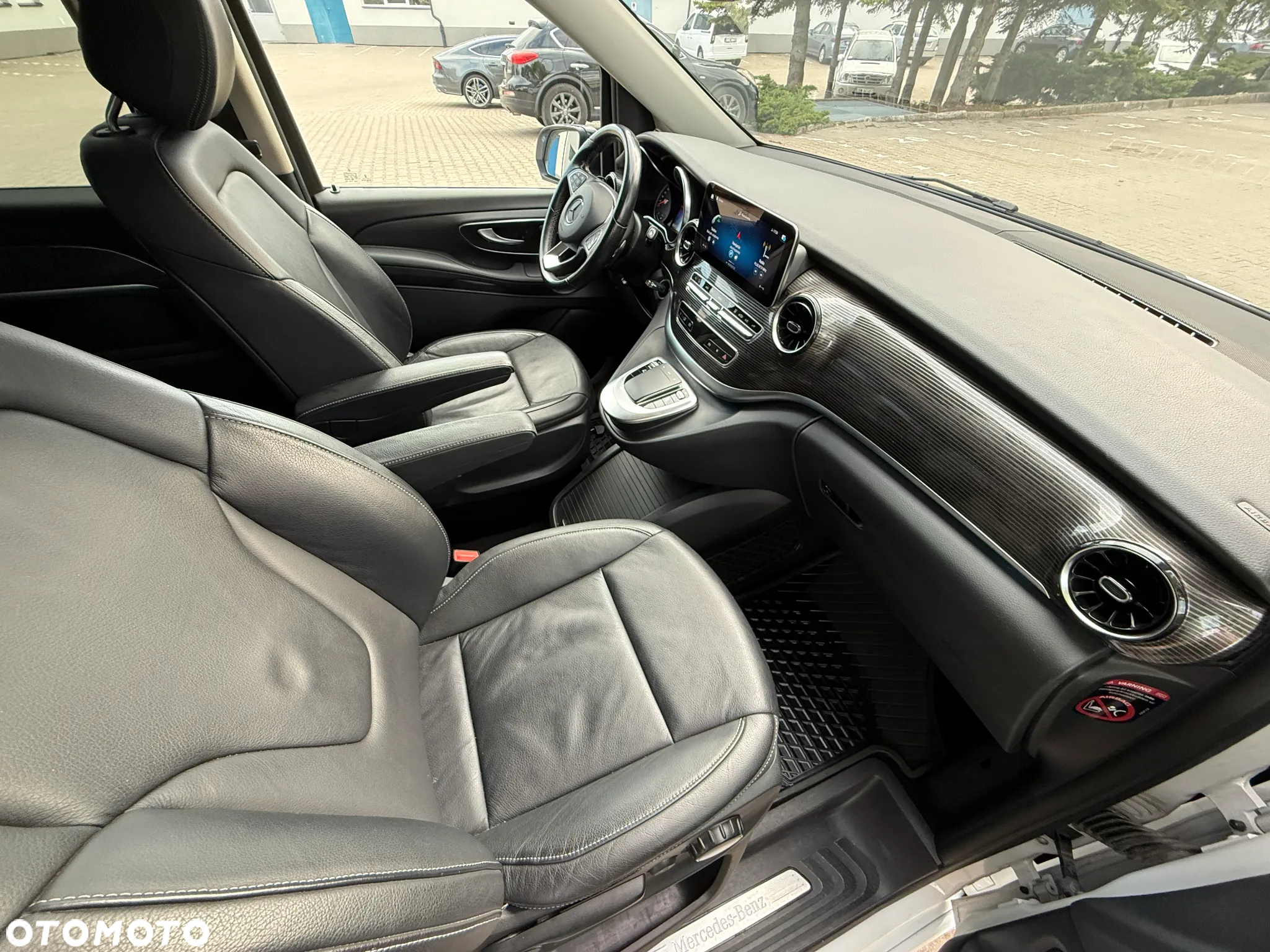 Mercedes-Benz EQV 300 lang Avantgarde Line - 8