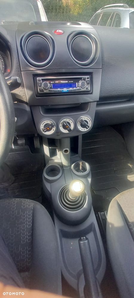 Mitsubishi Colt - 8