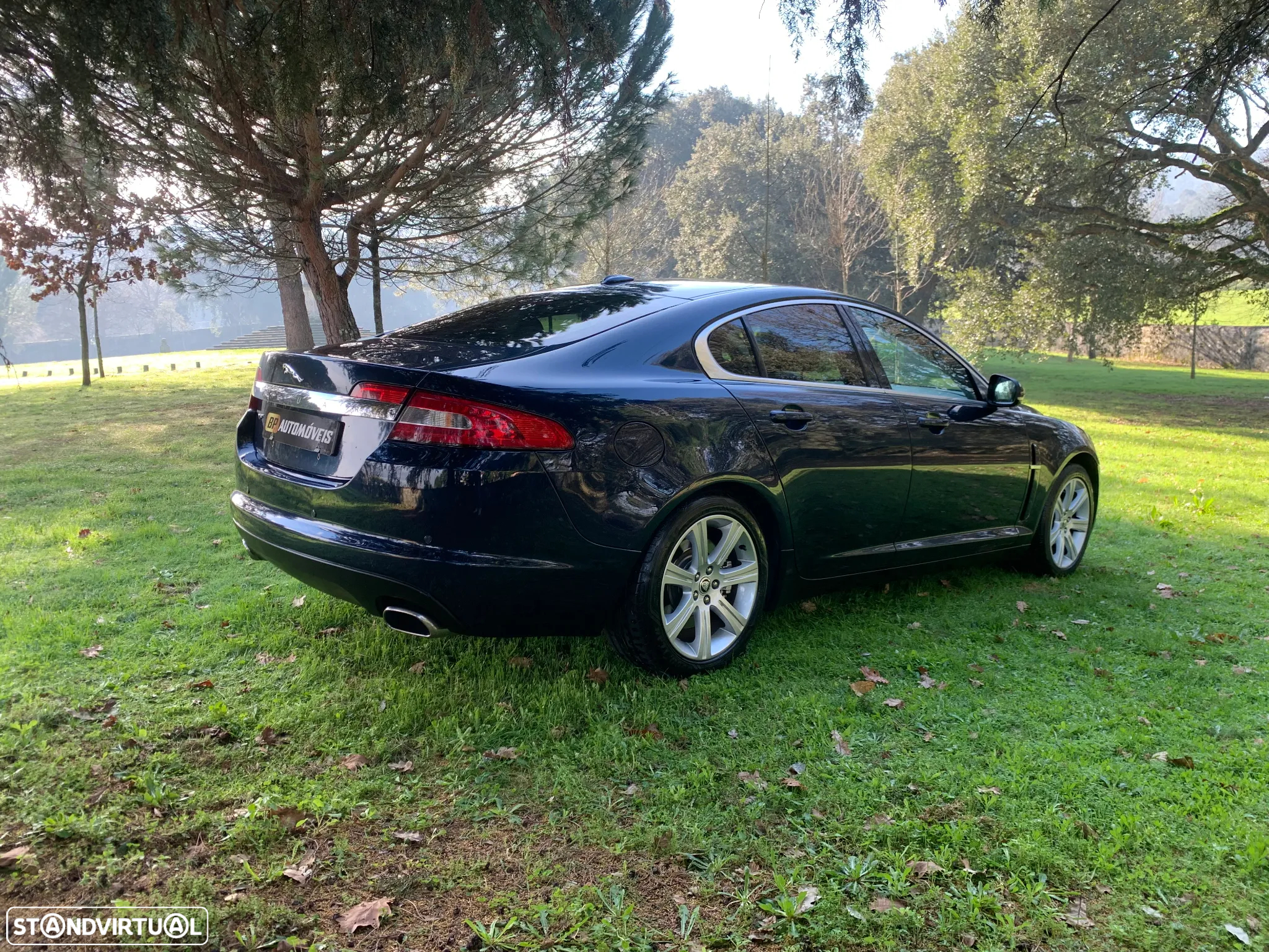 Jaguar XF 3.0 D V6 Premium Luxury - 8