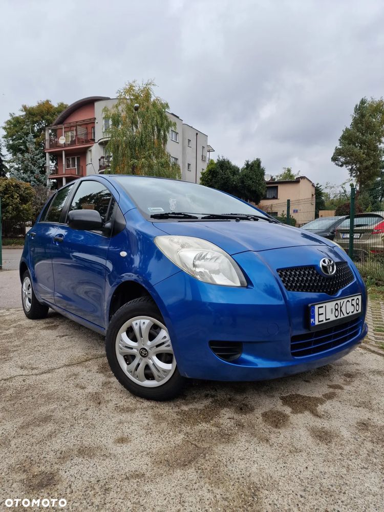 Toyota Yaris - 1