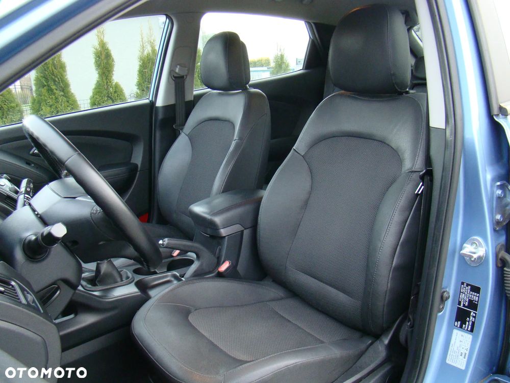 Hyundai ix35 2.0 CRDi 4WD Premium - 23