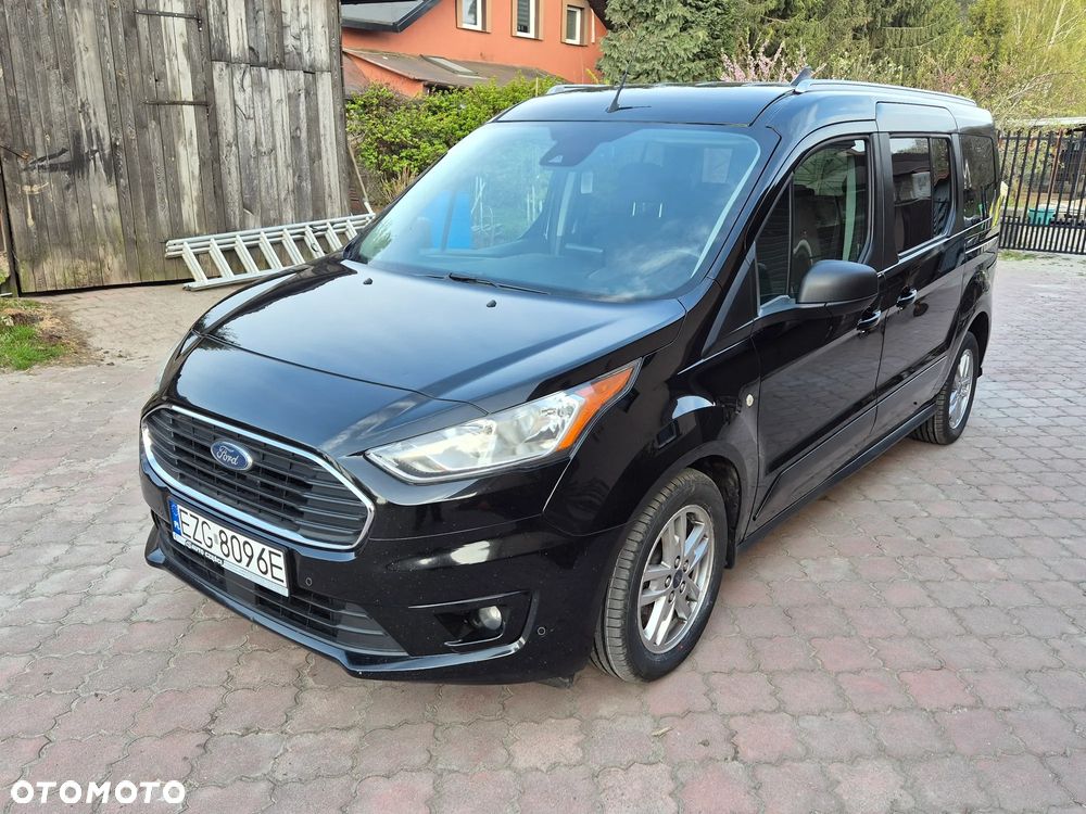 Ford Tourneo Connect Grand - 1