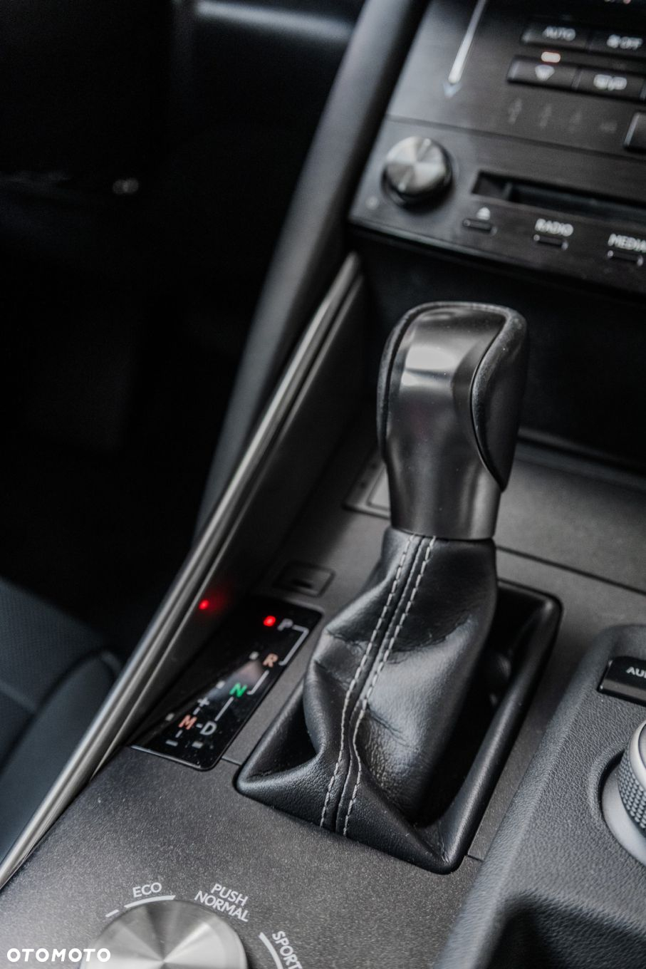 Lexus IS 200t Elegance - 21