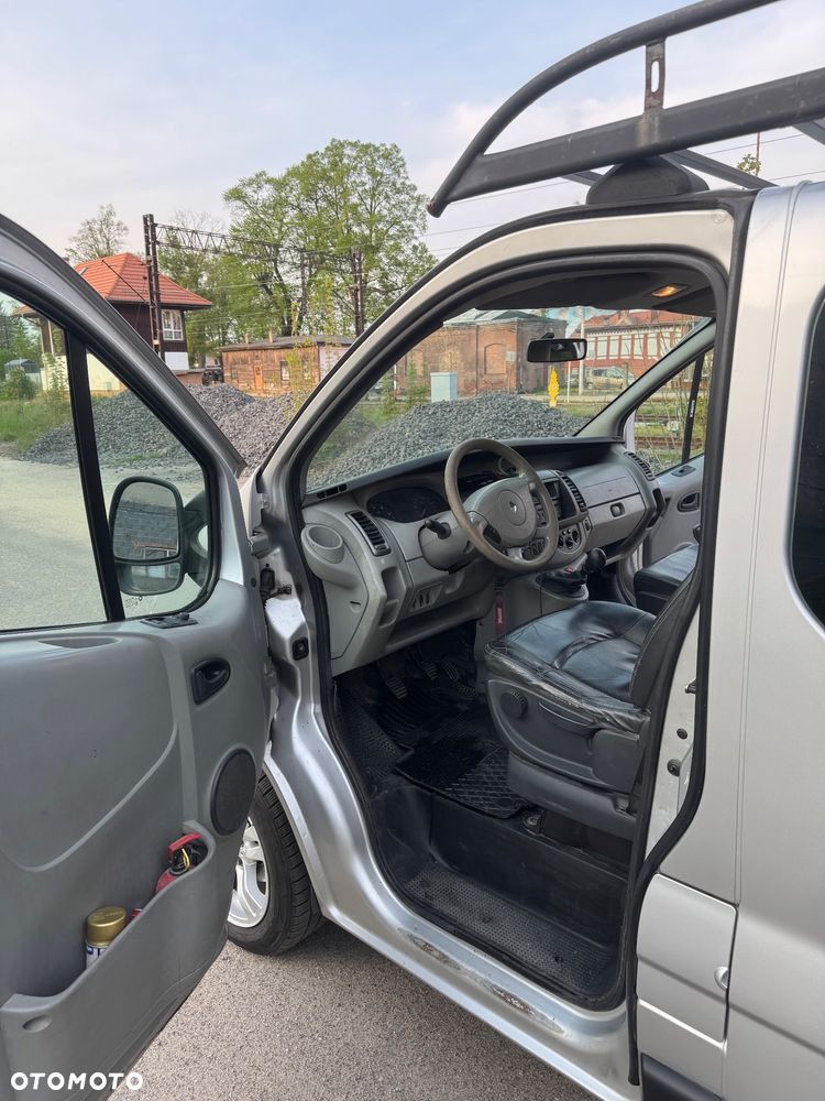 Renault Trafic - 14