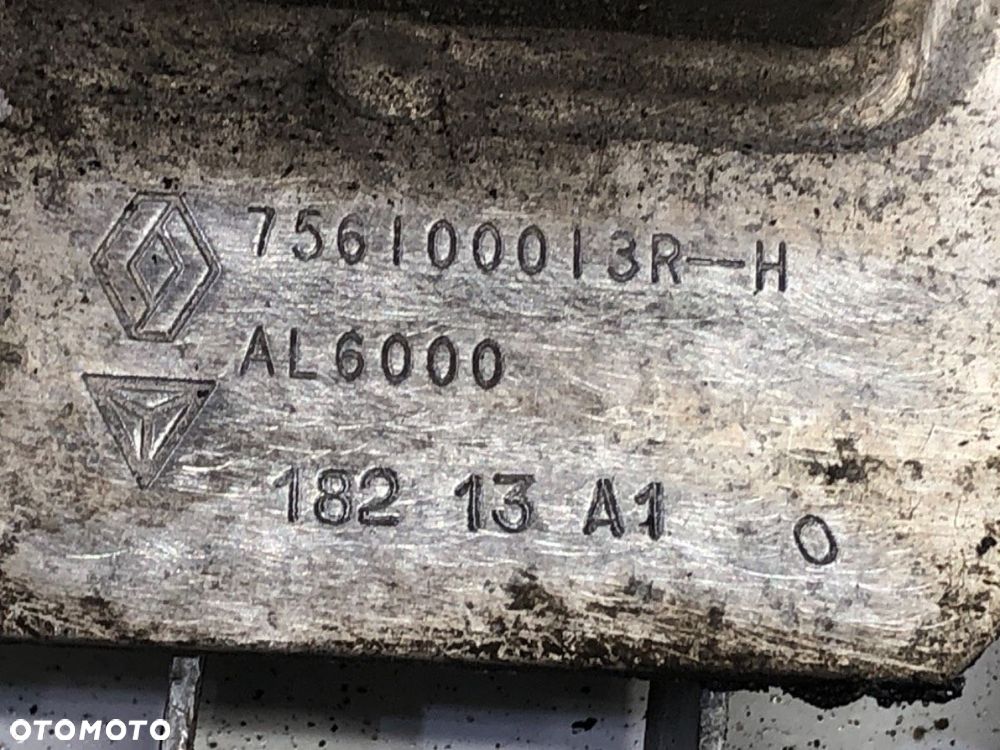 BELKA ZDERZAKA TYŁ  RENAULT MEGANE III liftback (BZ0/1_, B3_) 2008 - 2022 1.5 dCi (BZ0C) 66 kW [90 - 5