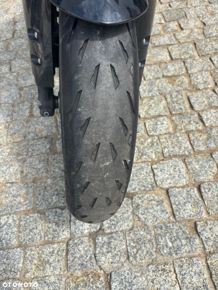 Yamaha FZ - 7