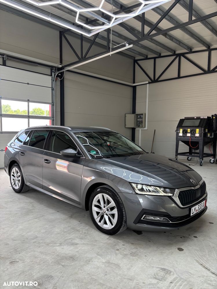 Skoda Octavia 2.0 TDI DSG Ambition - 2